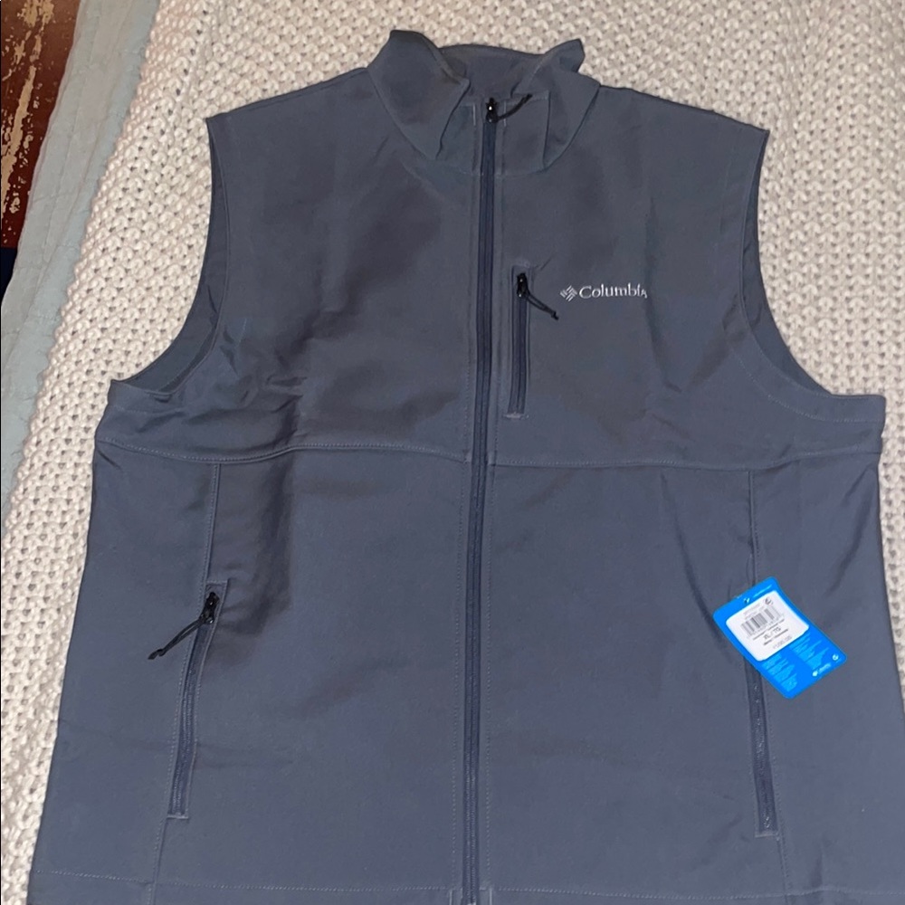 Columbia Gray Men's Vest